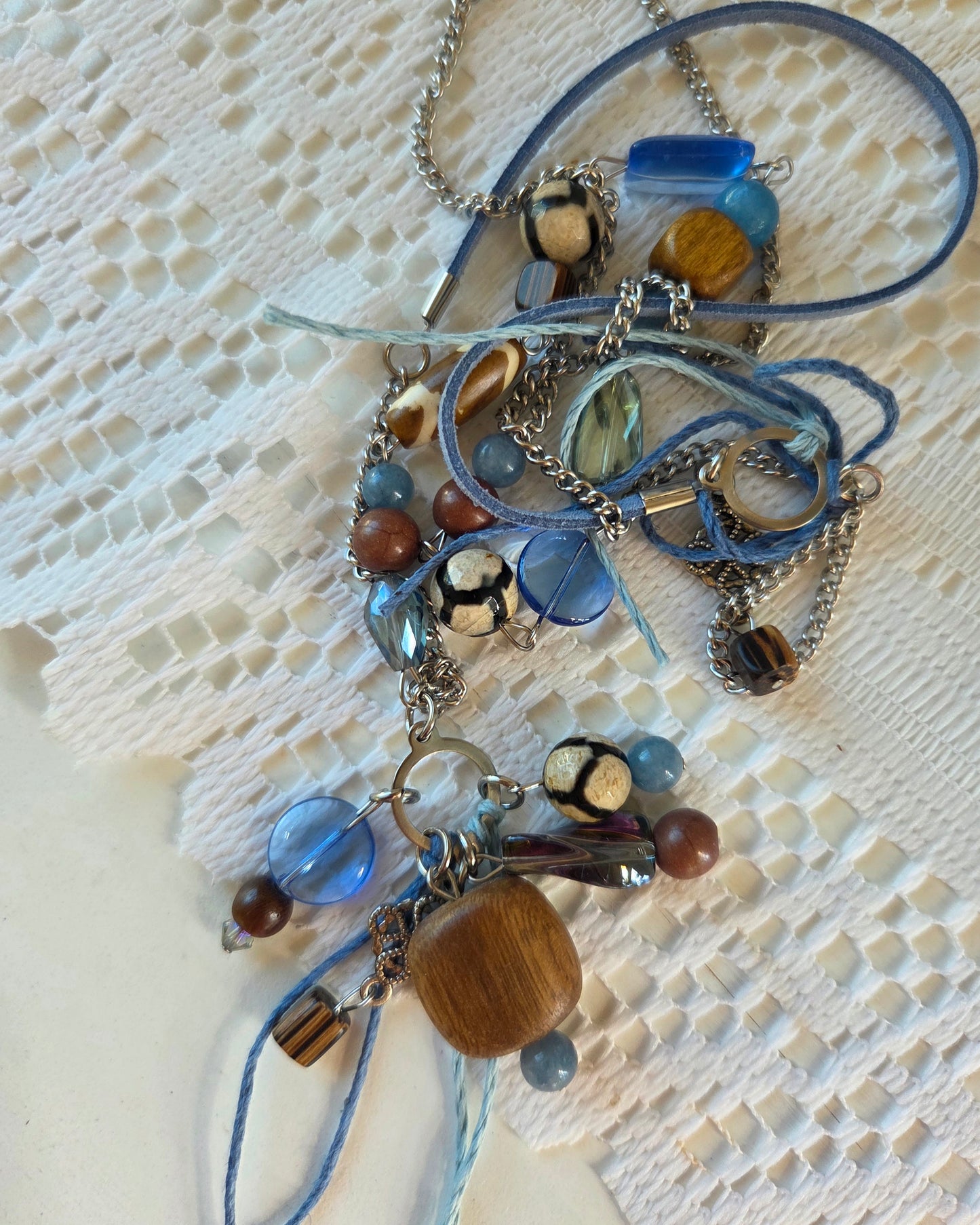 Collier long boho bleu denim