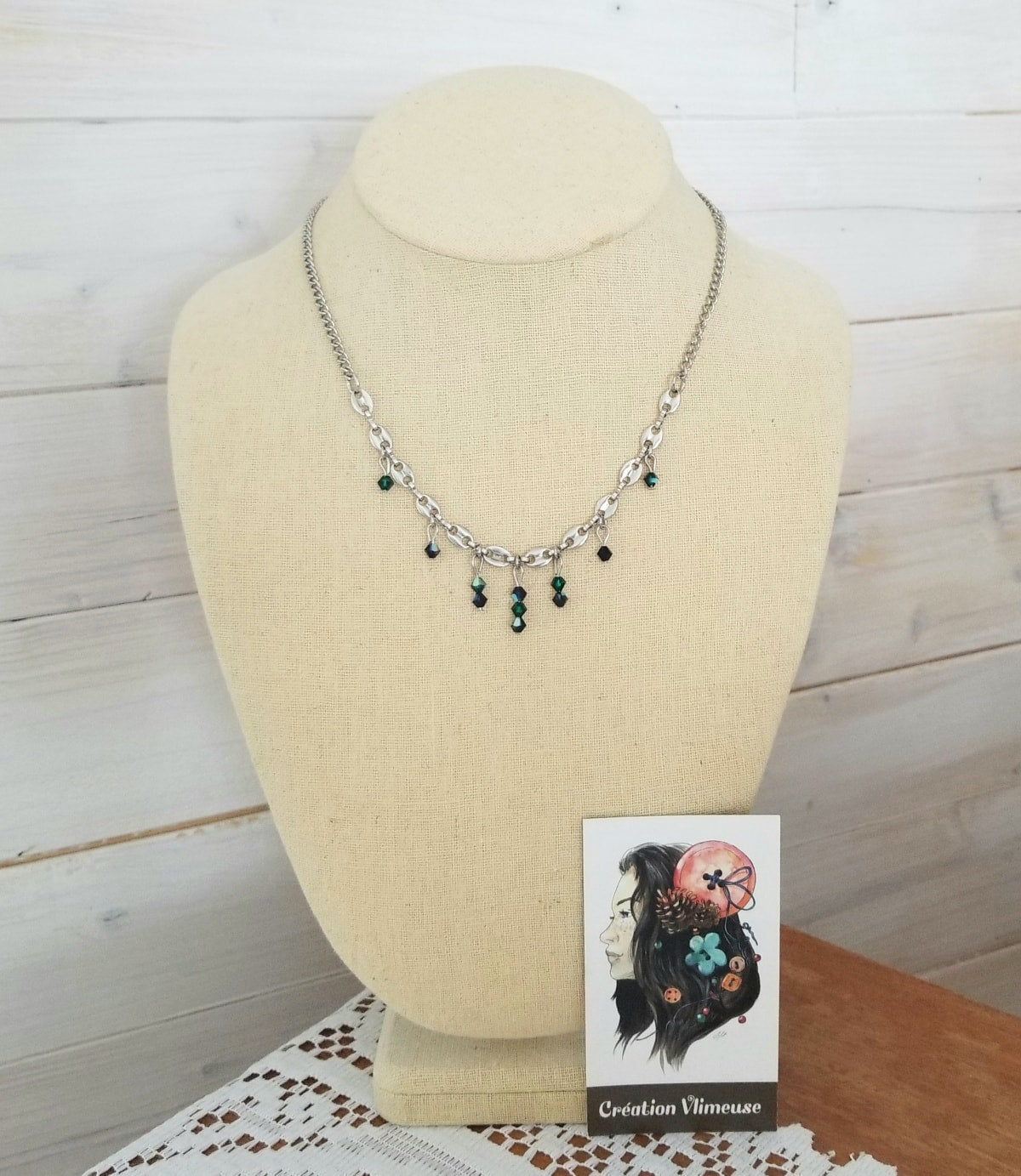 Collier Queen 2