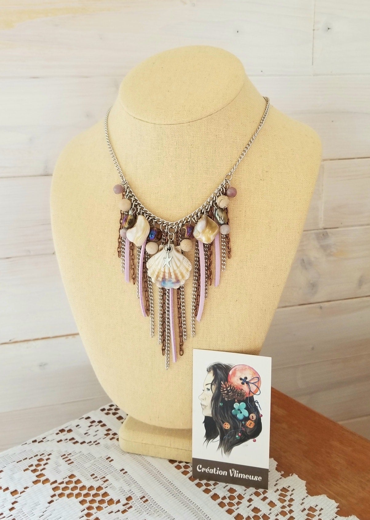Collier Sirène avec coquillage beige