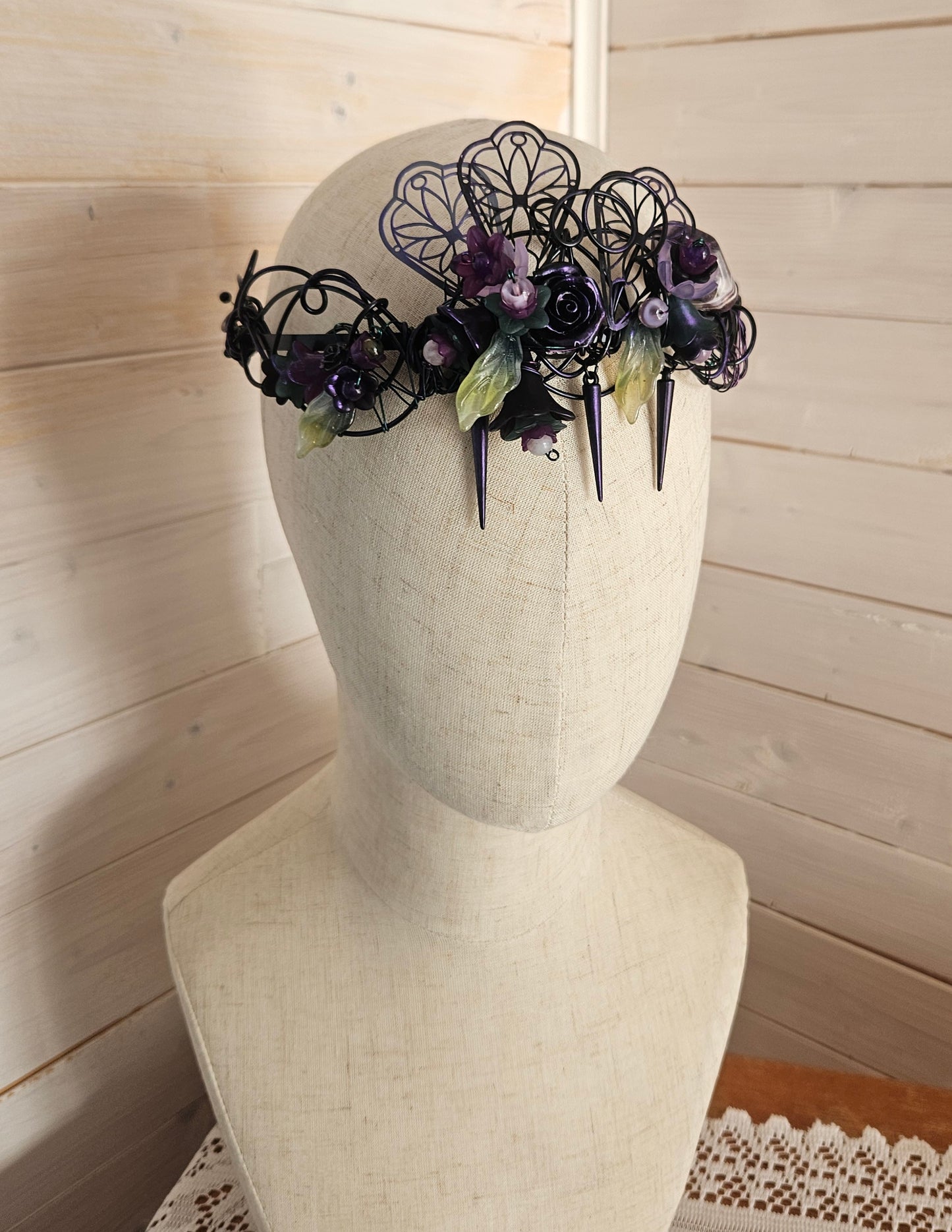 Couronne Dark Flower