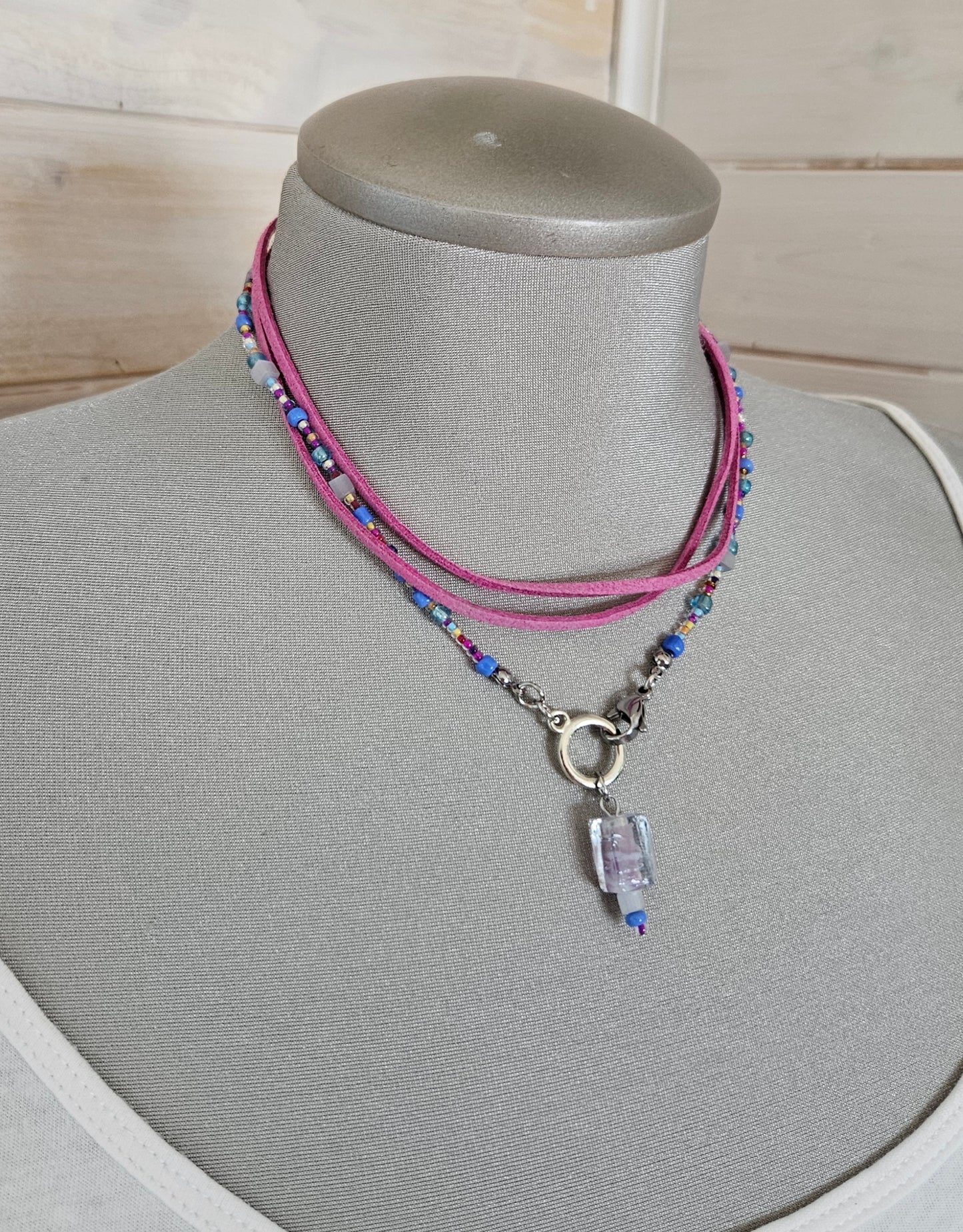 Collier Choker Mauve et bleu