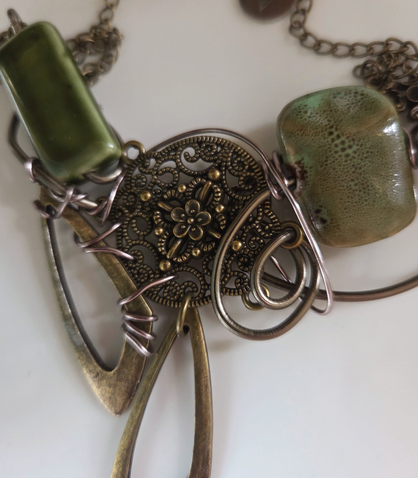 Collier Olivine