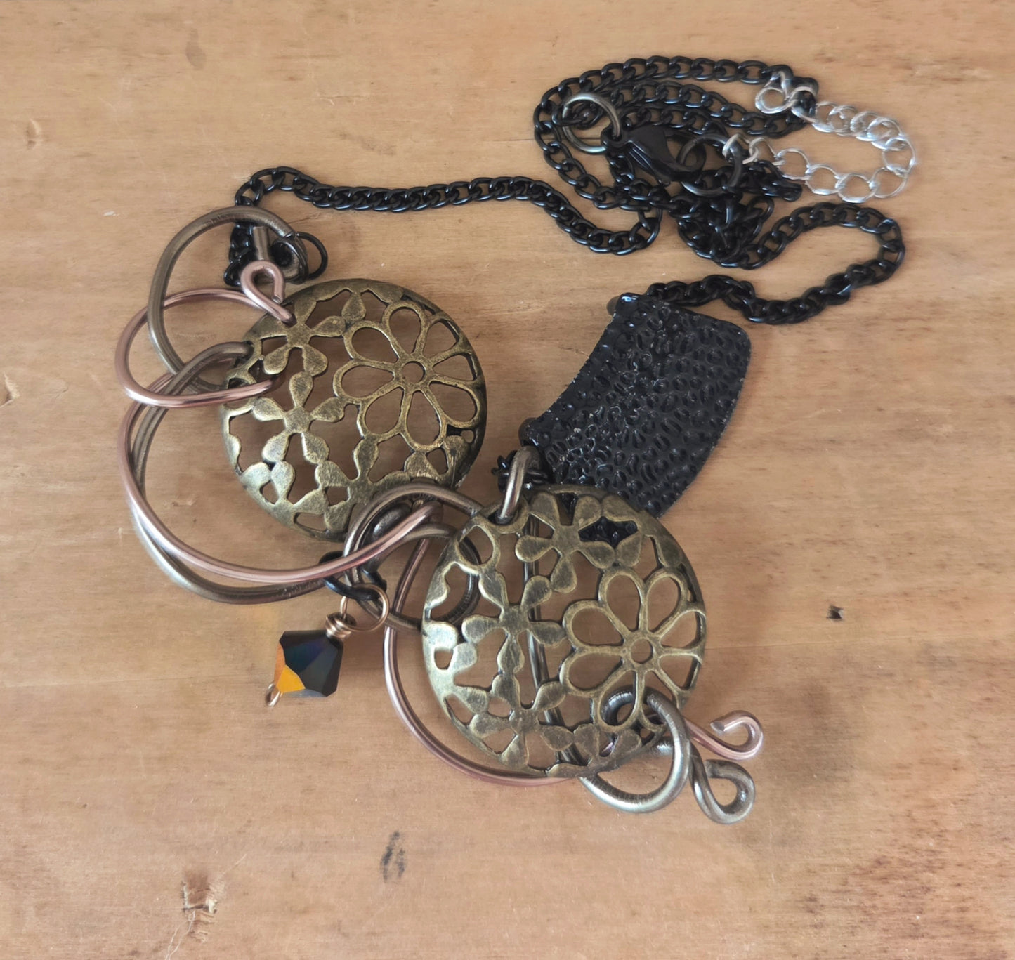 Collier Éclipse Florale