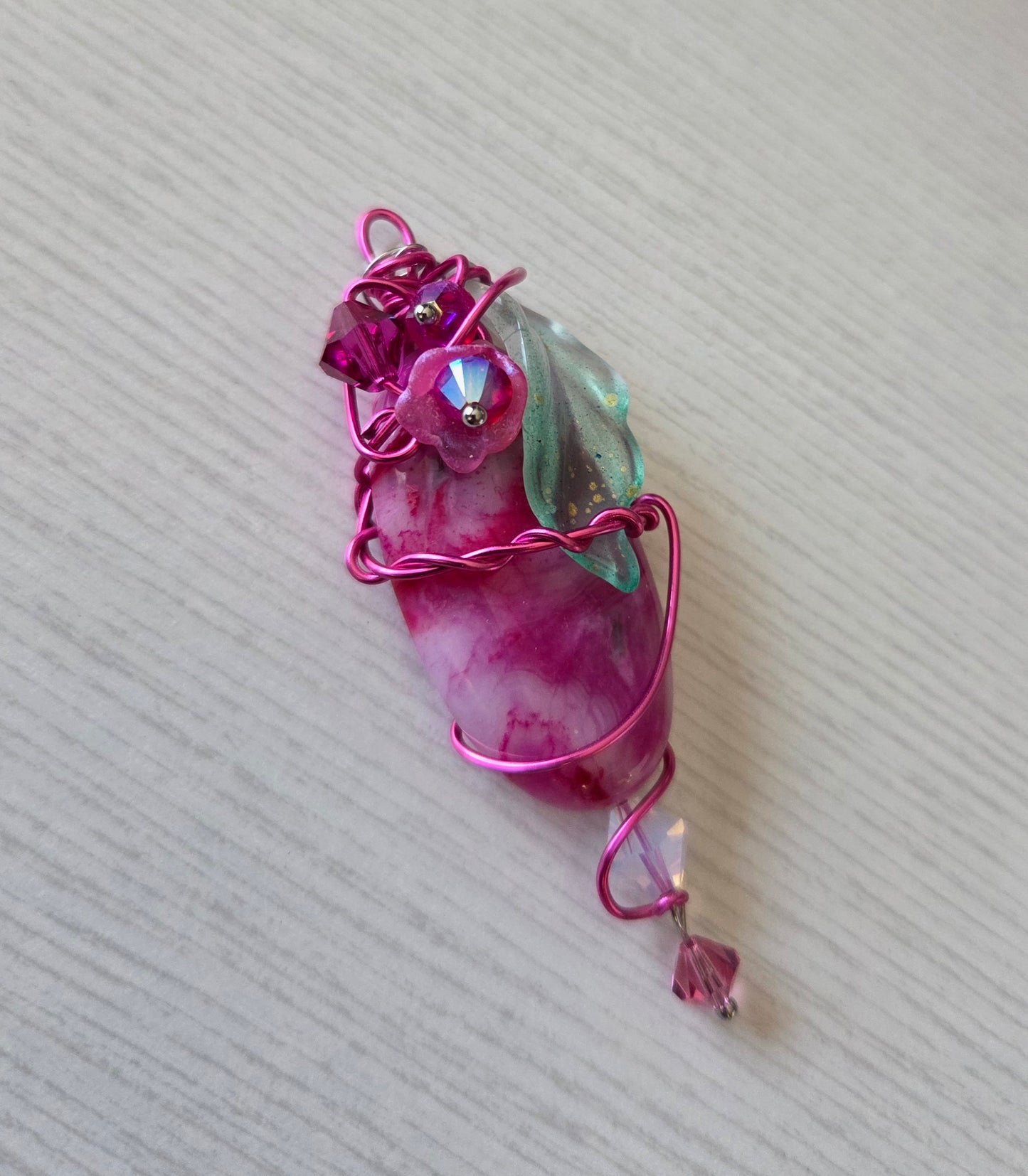 Collier Féerique fil fushia
