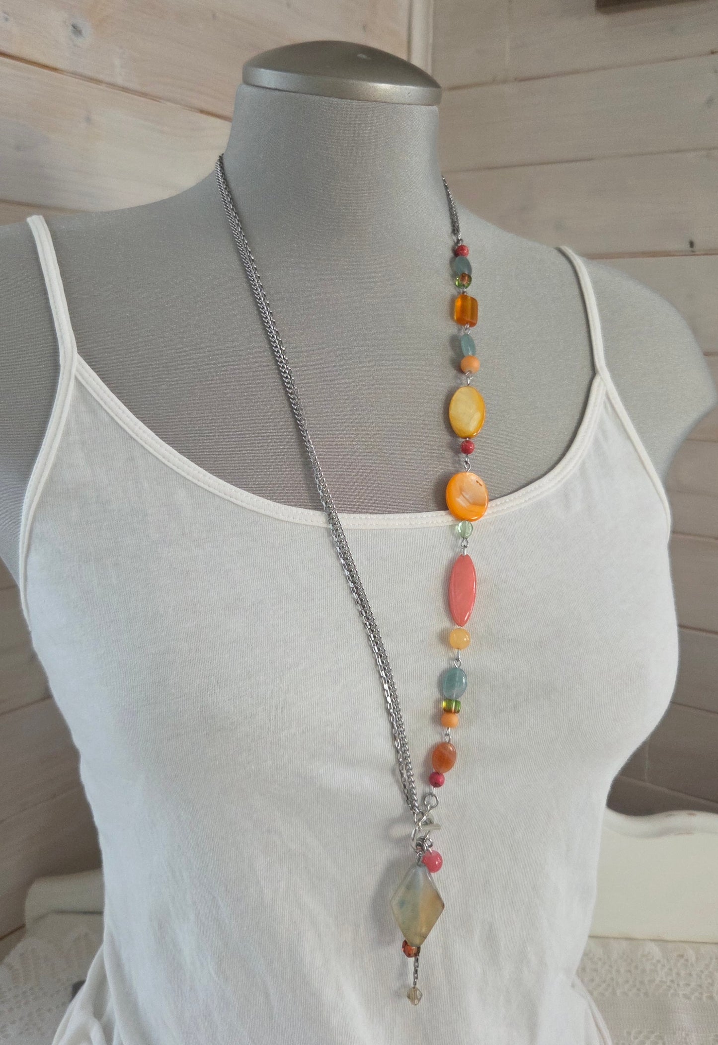 Collier asymétrique Sud