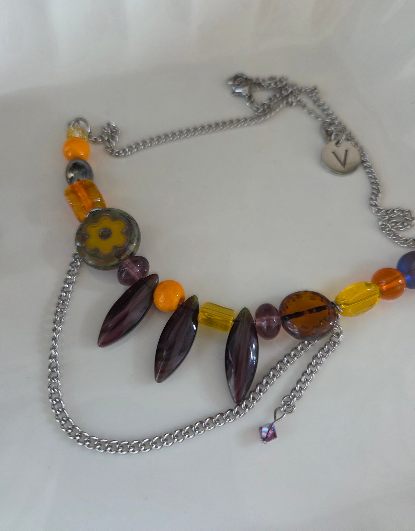 Collier Simple jaune, mauve et orange