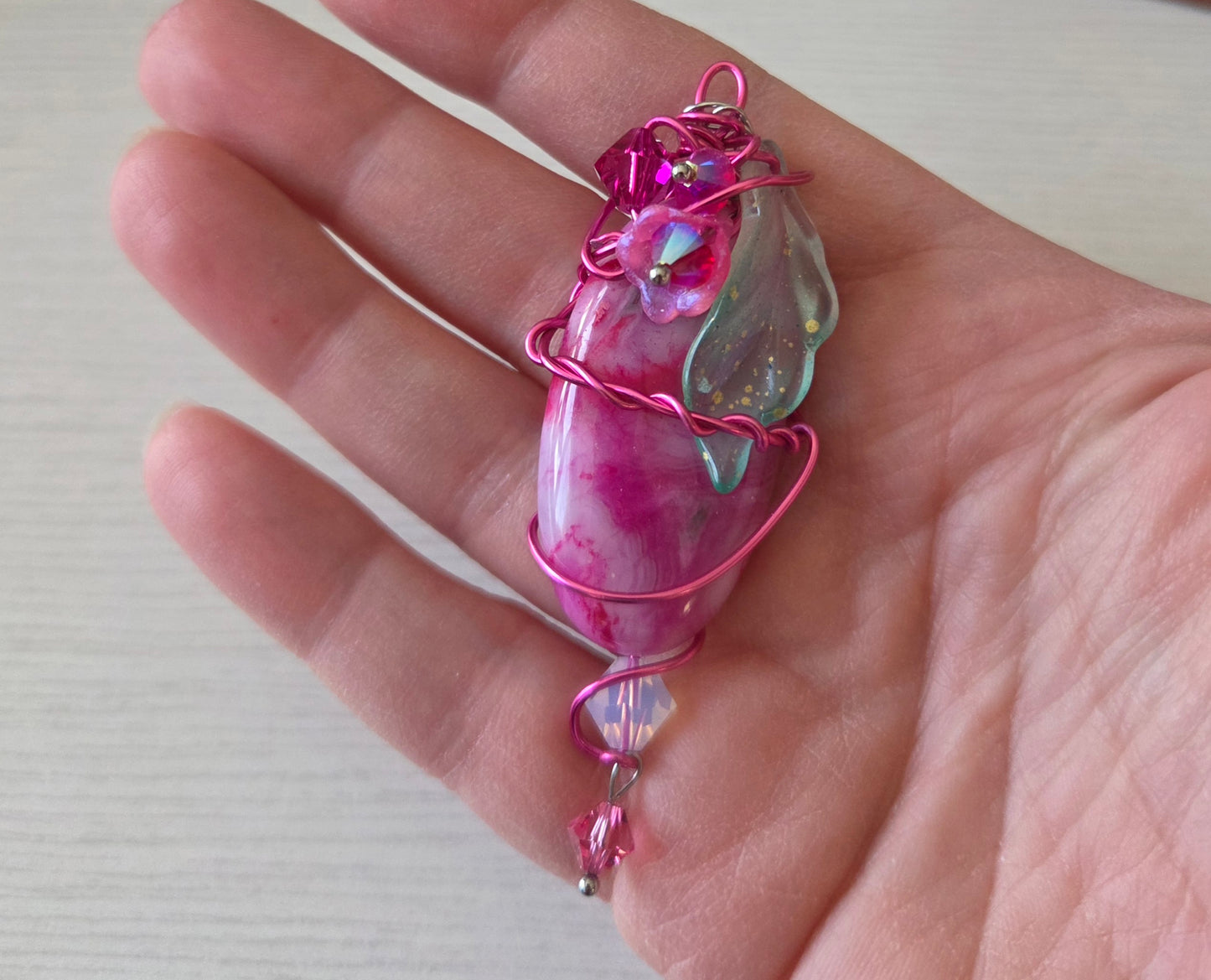 Collier Féerique fil fushia