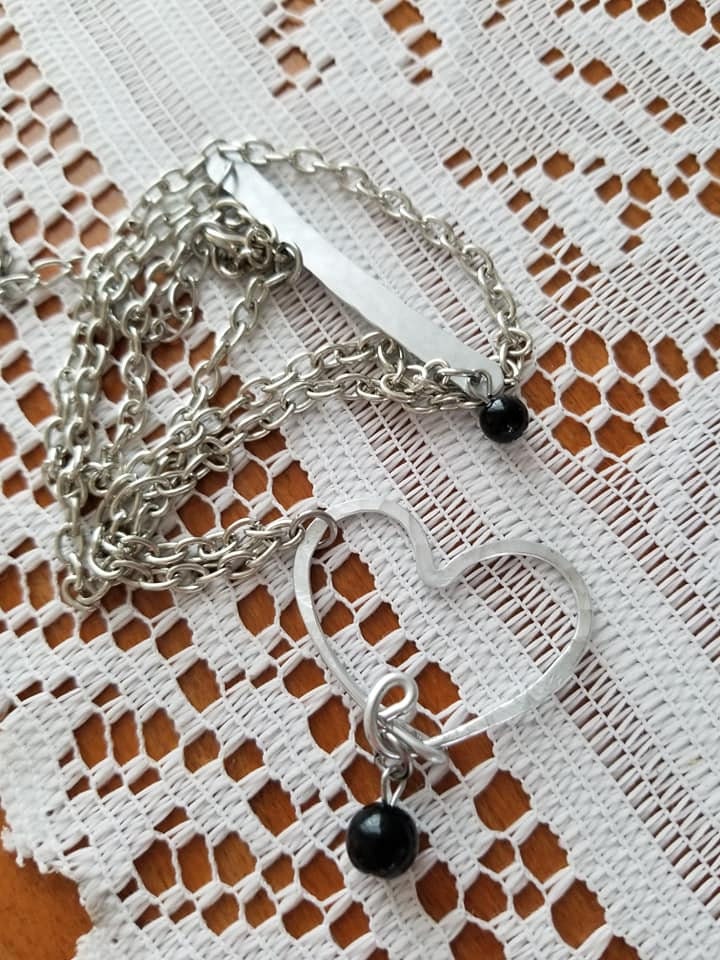 Collier Coeur de Vlimeuse, aluminium martelé, à la main